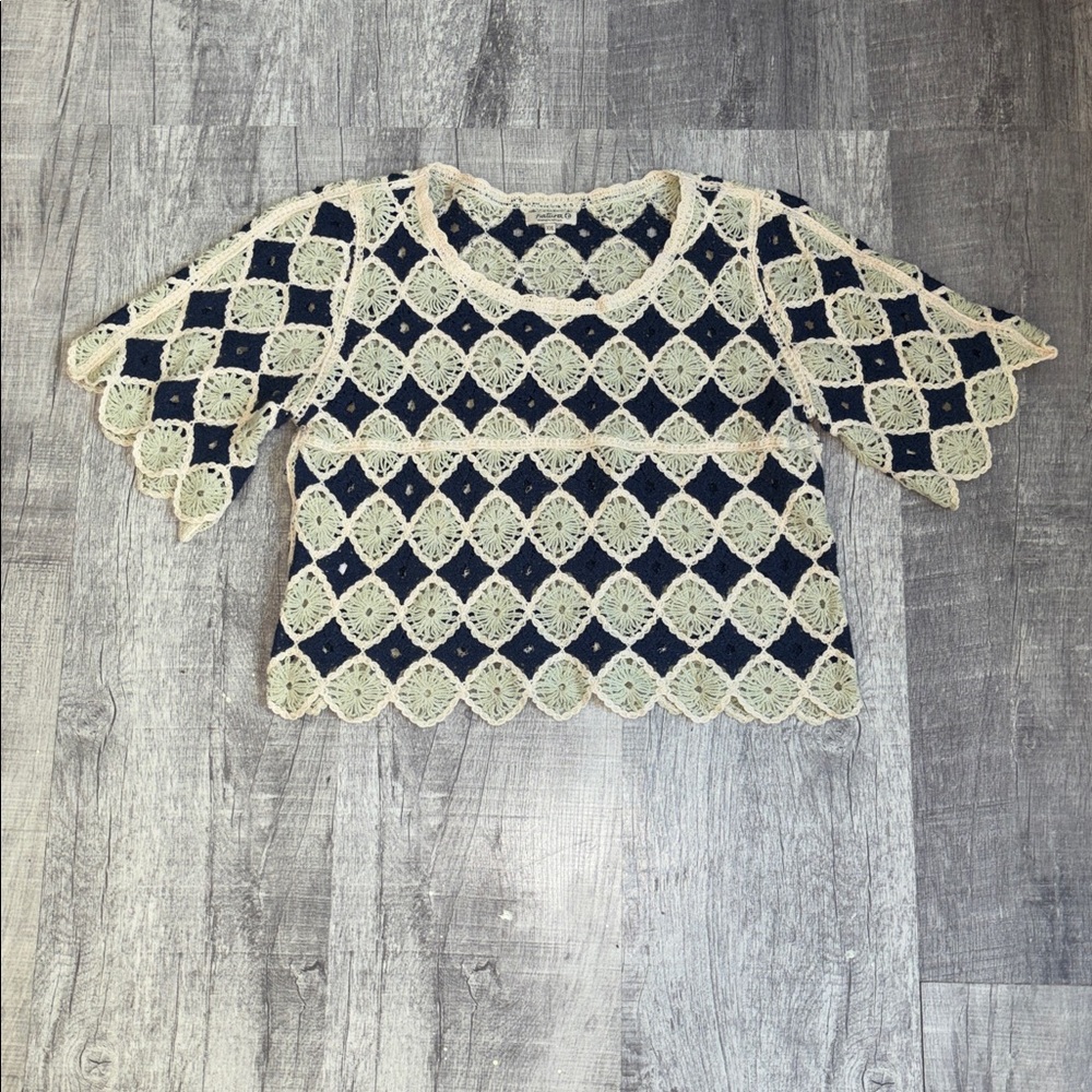 Natura Crochet Top